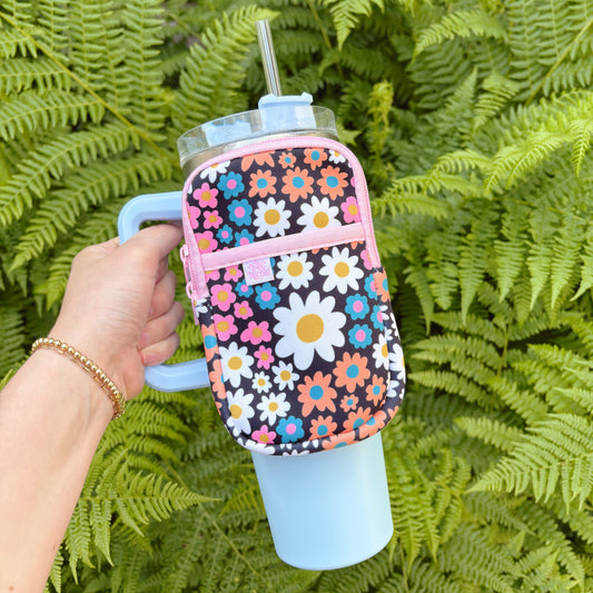 Water Bottle Backpack - Darling Daisy *new & improved*