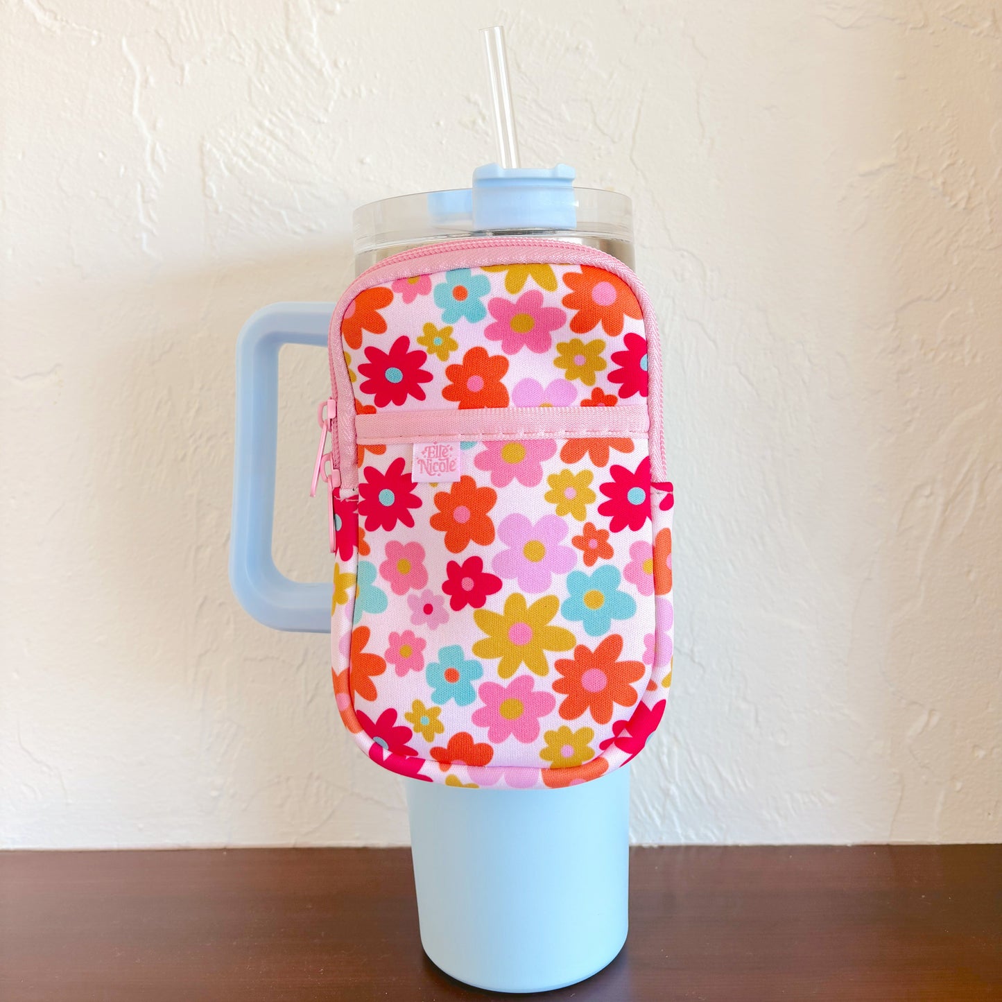 Water Bottle Backpack - Retro Floral *new & improved*