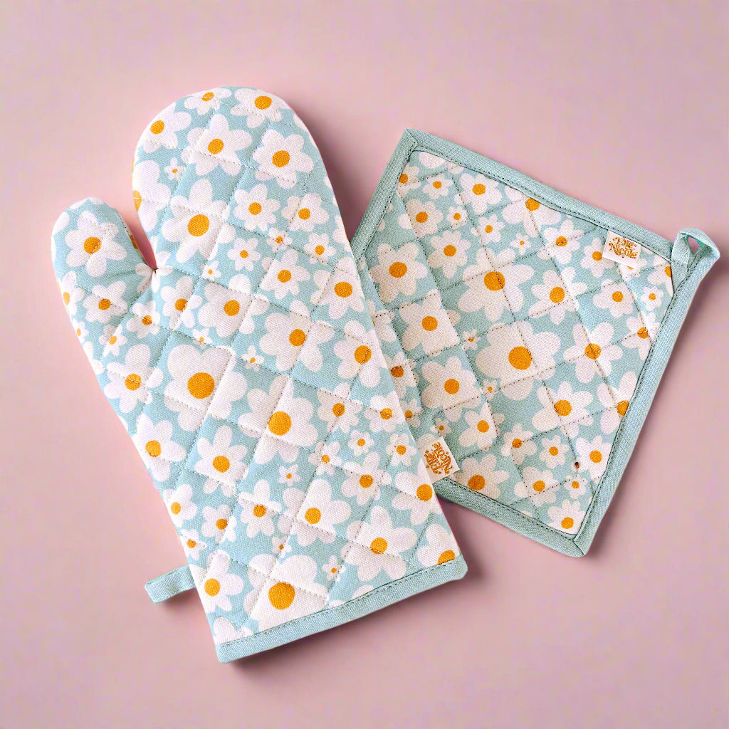 Oven Mitt + Pot holder Set - Blue Daisy