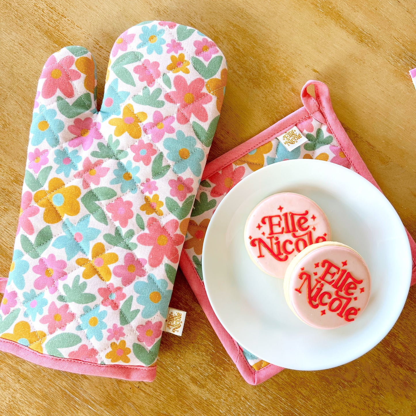 Oven Mitt + Pot holder Set - Sage Bloom