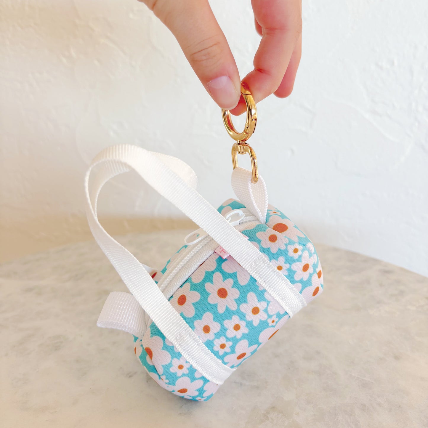 Bag Charm - Mini Purse Keychain - Blue Daisy