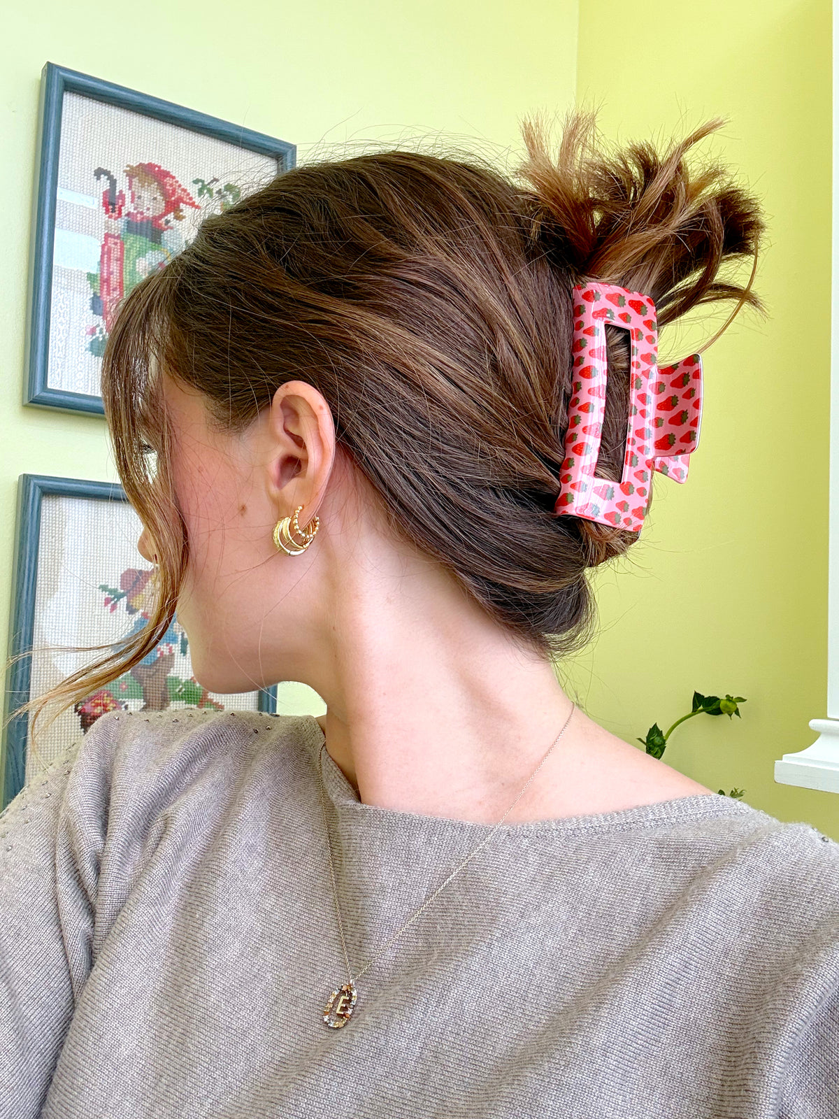 Hair Claw Clip - Strawberry Fields