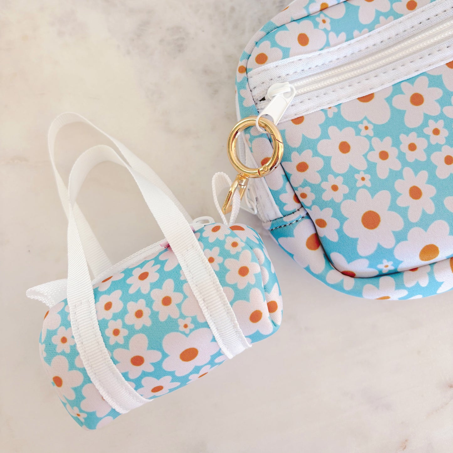 Bag Charm - Mini Purse Keychain - Blue Daisy